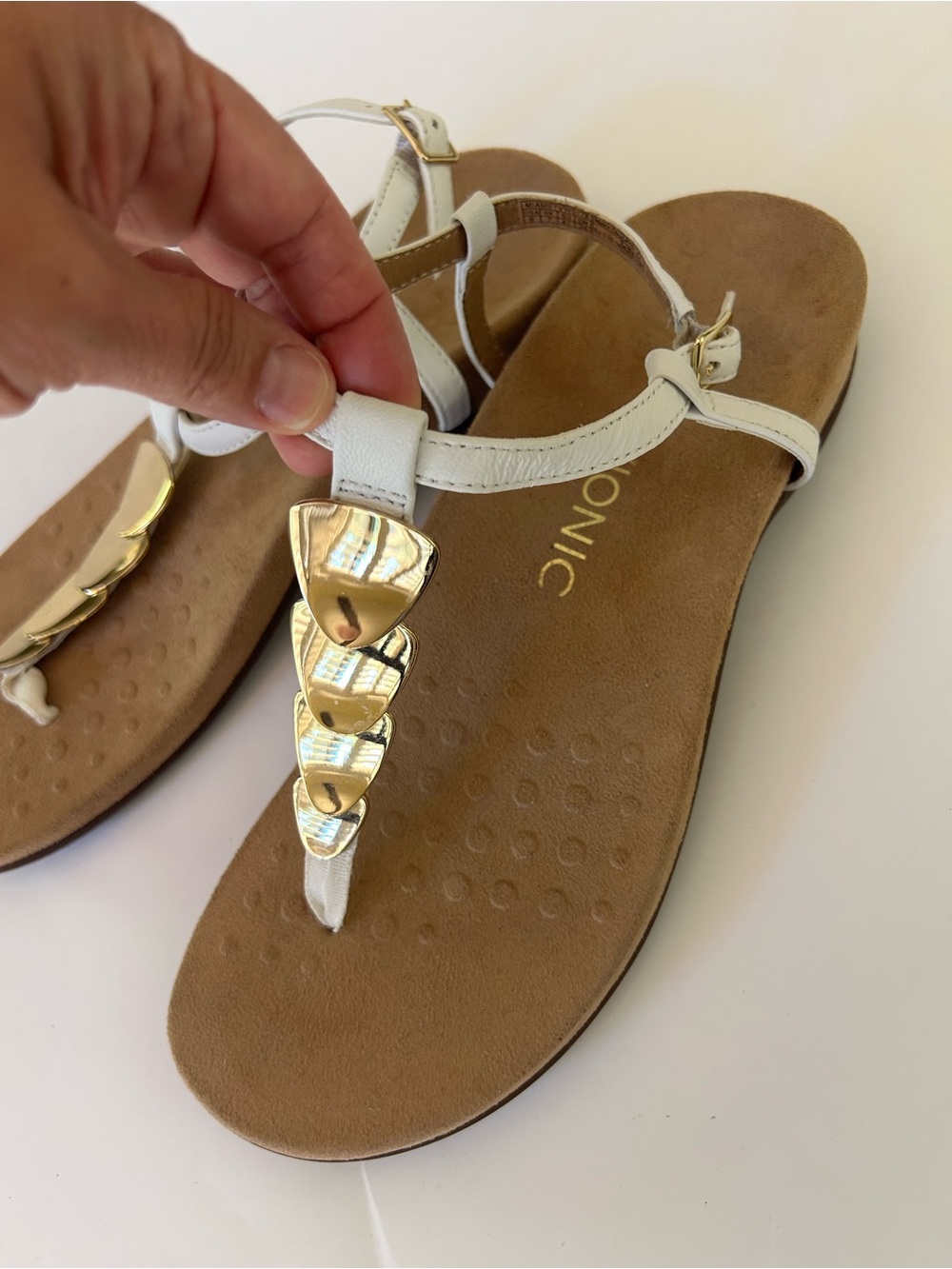NEW White Women's T-Strap leather Sandals with Gold Accent - Picture 4 of 14